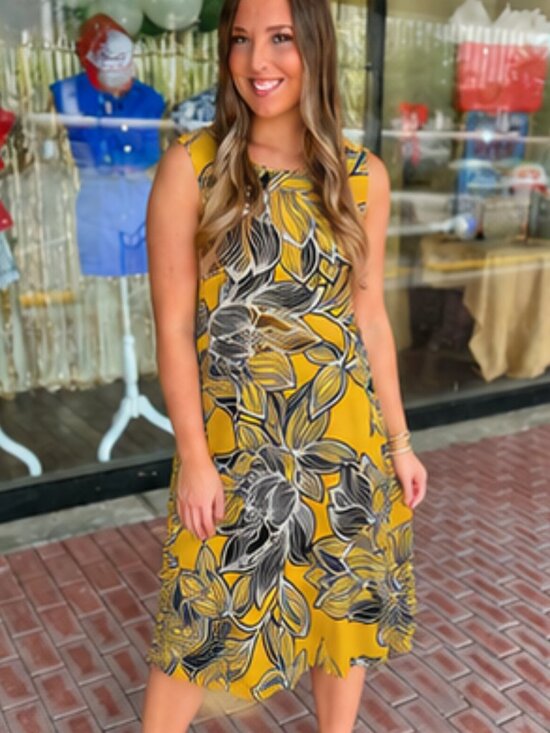 Ivy Lane Dresses & Skirts - Ivy Lane, Floral Sleeveless Shift Dress
